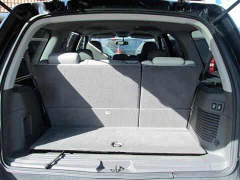 2003 Ford Expedition XLT