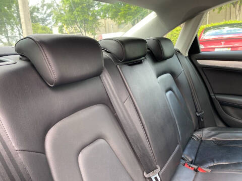 2010 Audi A4 2.0T quattro Premium