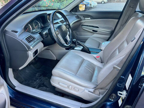 2010 Honda Accord EX-L V6 w/Navi