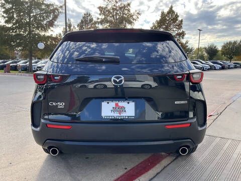 2025 Mazda CX-50 2.5 S Select