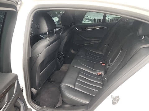 2017 BMW 5 Series 540i