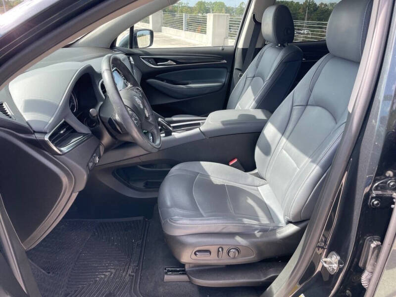 2021 Buick Enclave Essence