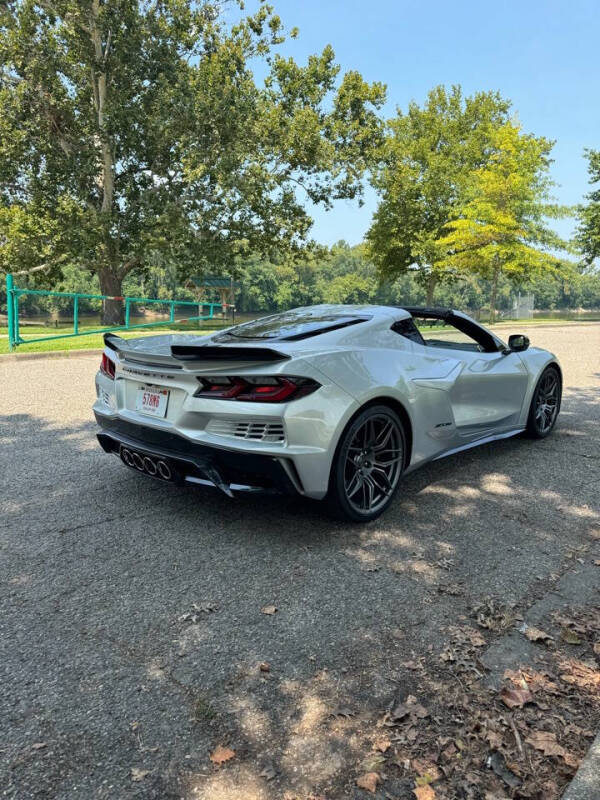 Used 2023 Chevrolet Corvette 2LZ with VIN 1G1YE2D31P5602917 for sale in Terre Haute, IN