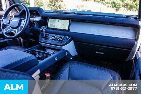 2023 Land Rover Defender 110 X-Dynamic SE