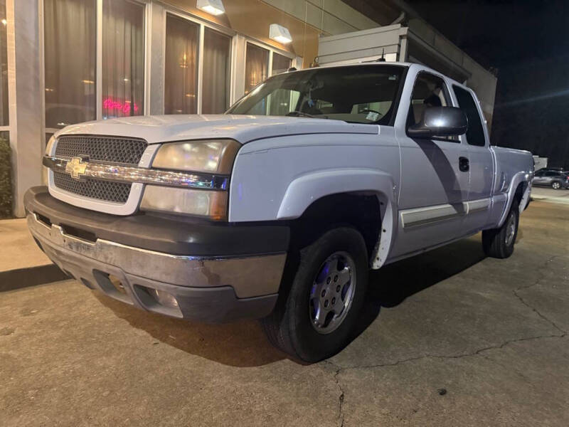 2004 Chevrolet Silverado 1500's photo