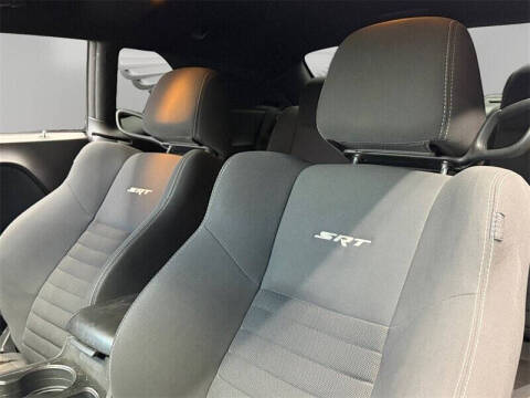 2014 Dodge Challenger SRT8 Core