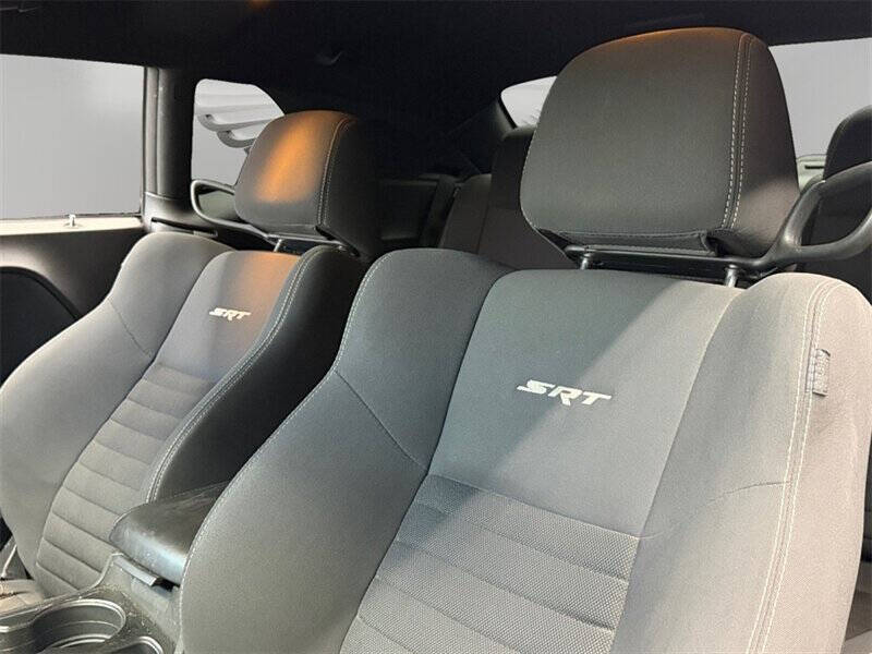 2014 Dodge Challenger SRT8 Core