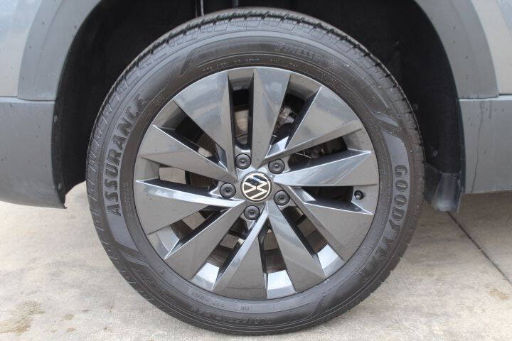 2024 Volkswagen Taos S