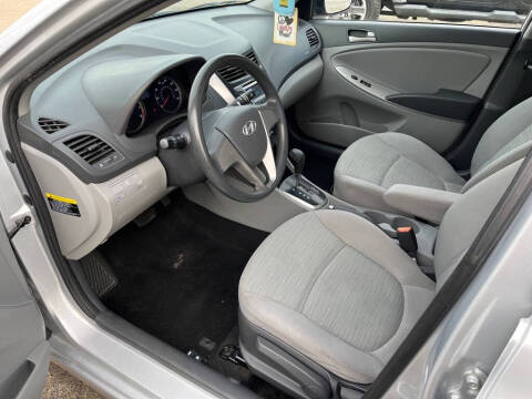 2015 Hyundai Accent GLS