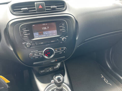 2017 Kia Soul +
