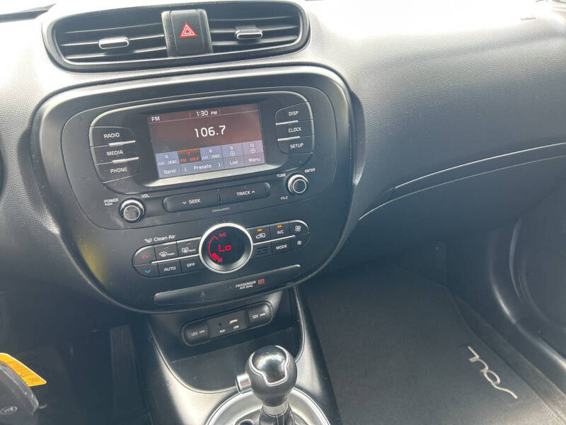 2017 Kia Soul +