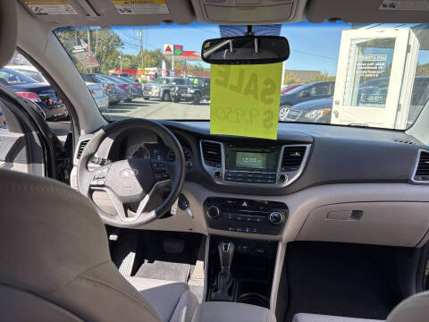 2016 Hyundai Tucson SE