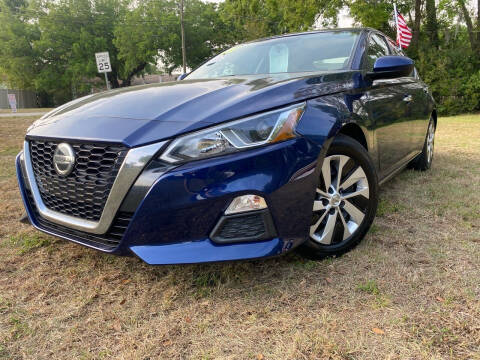 2020 Nissan Altima for sale at LATINOS MOTOR OF ORLANDO in Orlando FL
