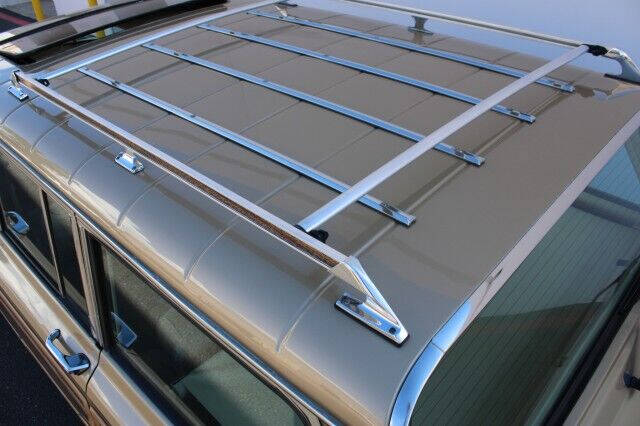 1990 Jeep Grand Wagoneer