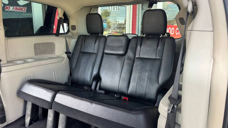 2014 Chrysler Town and Country Touring