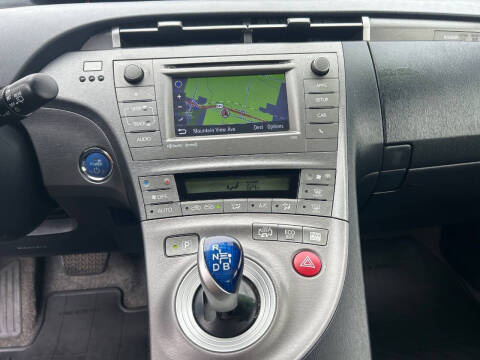 2013 Toyota Prius Plug-in Hybrid