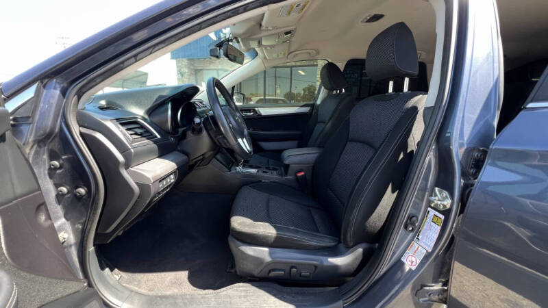2017 Subaru Outback 2.5i Premium