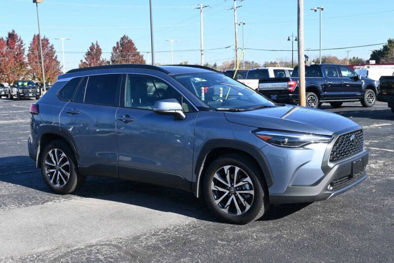 2024 Toyota Corolla Cross XLE