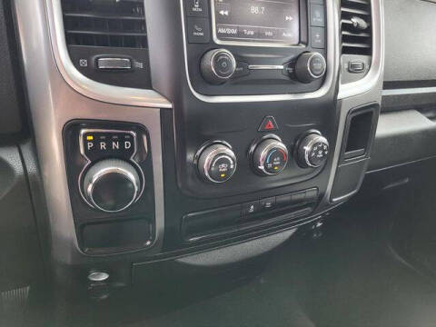 2024 RAM 1500 Classic SLT