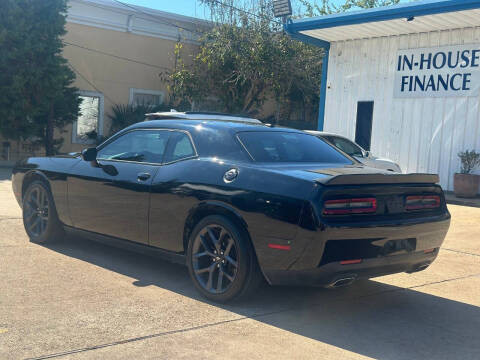 2020 Dodge Challenger SXT