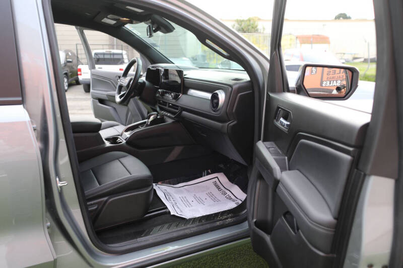 2024 Chevrolet Colorado LT