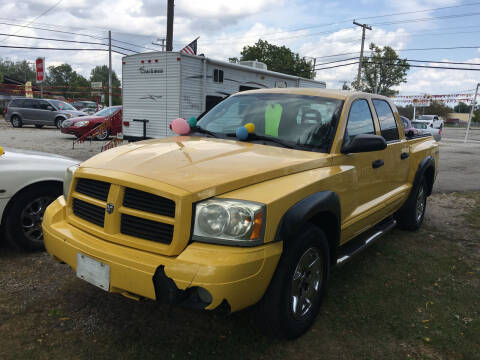 2006 Dodge Dakota for sale at Antique Motors in Plymouth IN