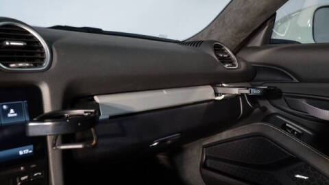 2020 Porsche 718 Cayman GT4