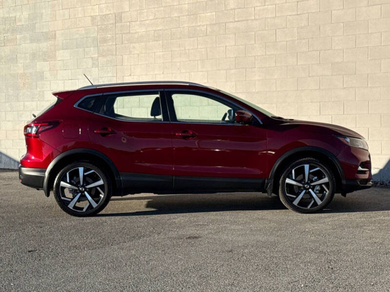2022 Nissan Rogue Sport SL