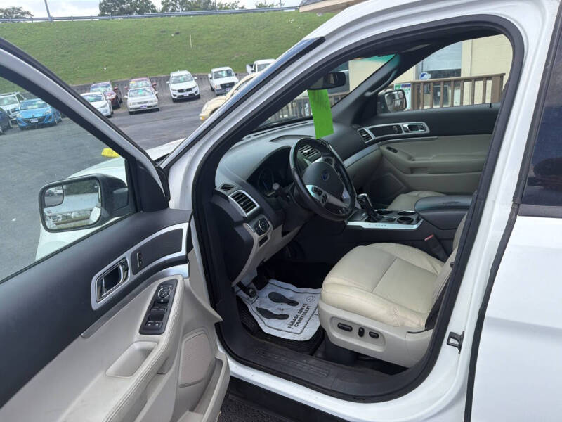 2011 Ford Explorer XLT