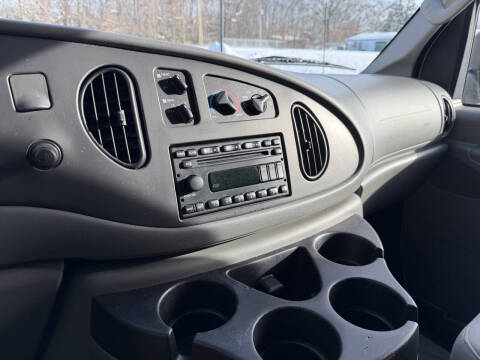 2007 Ford E-Series E-150 XLT