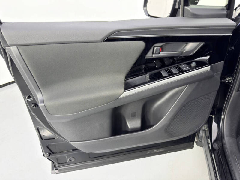 2024 Subaru Solterra Premium