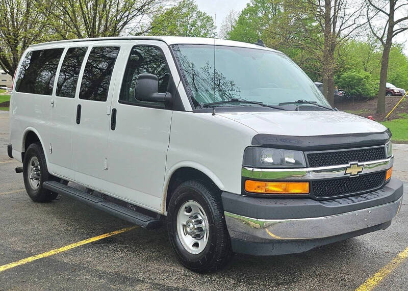 2017 Chevrolet Express LT 2500