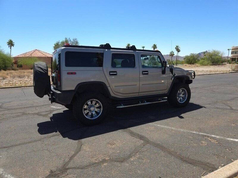 2004 HUMMER H2
