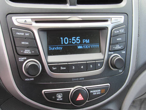 2017 Hyundai Accent SE