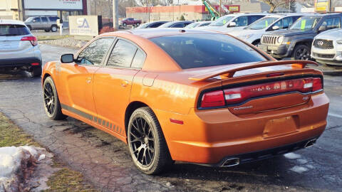 2011 Dodge Charger R/T Max