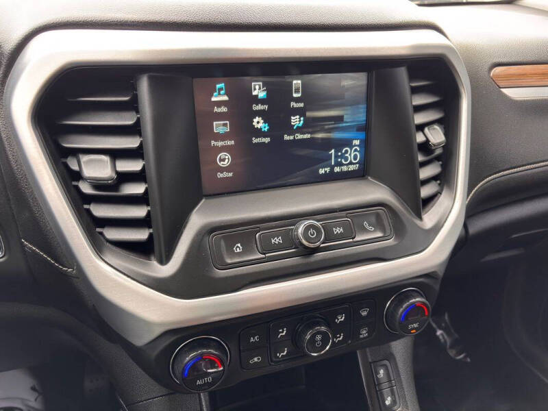 2017 GMC Acadia SLE-2