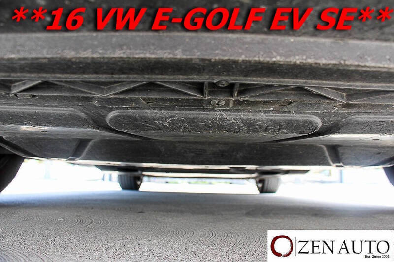 2016 Volkswagen e-Golf SE
