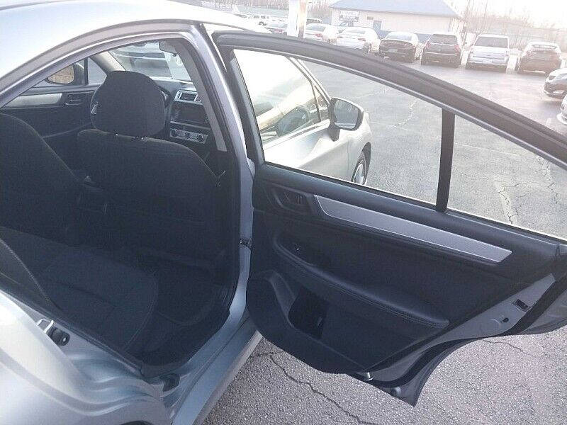 2019 Subaru Legacy 2.5i