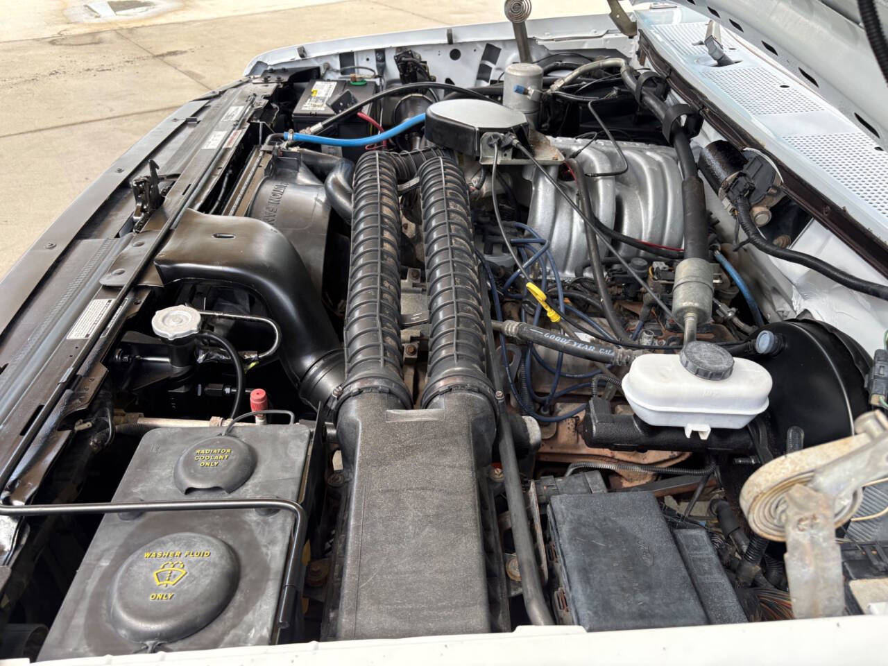 1993 Ford Bronco 40