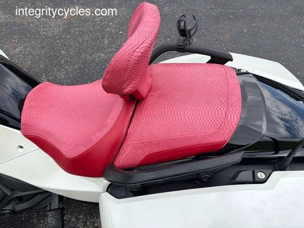 2017 Can-Am SPYDER F3-T SE6