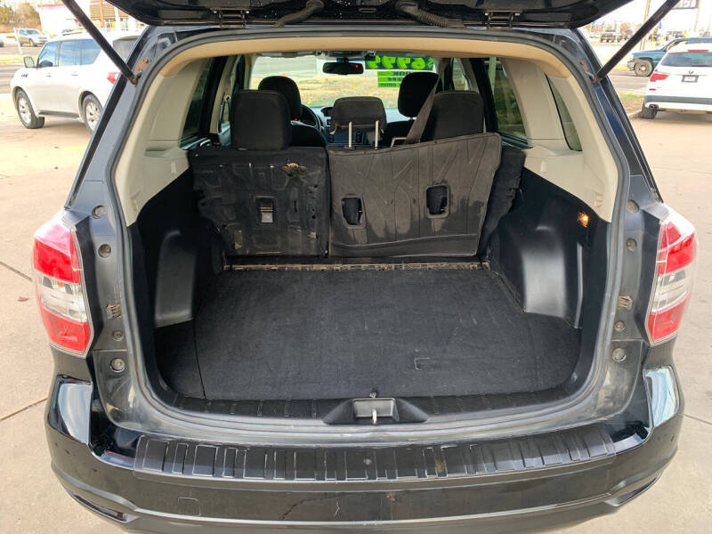 2016 Subaru Forester 2.5i