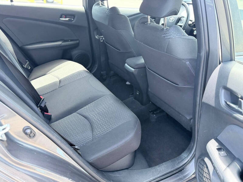 2016 Toyota Prius Two