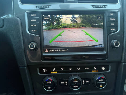 2016 Volkswagen e-Golf SEL Premium