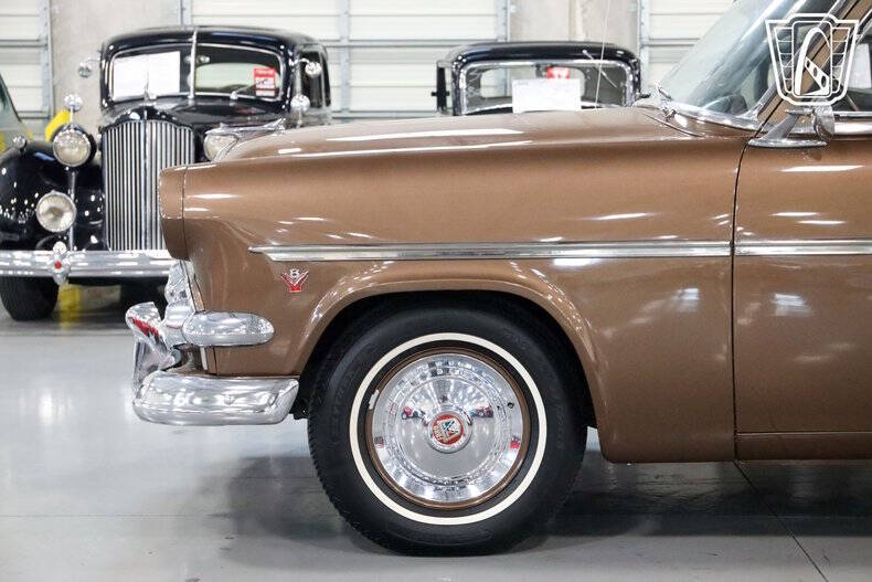1954 Ford Crestline