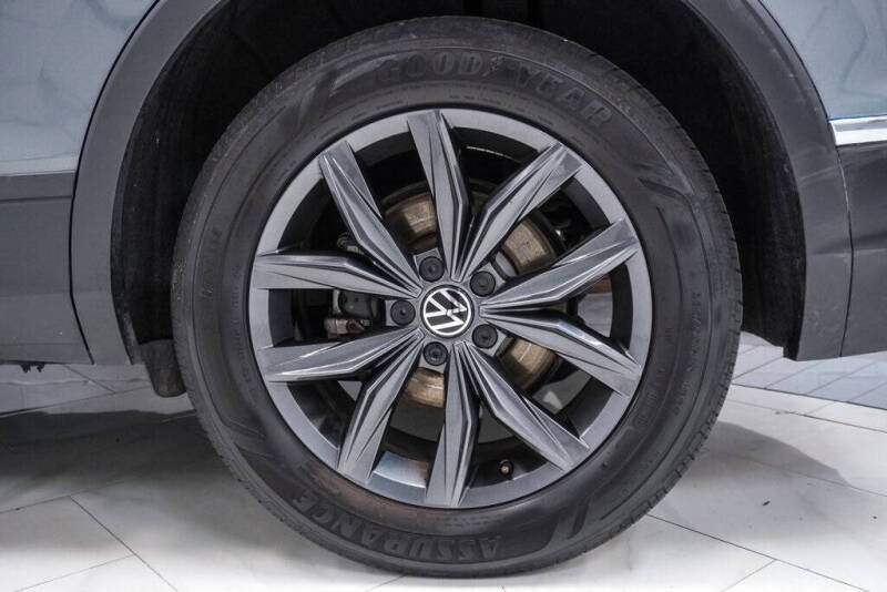 2023 Volkswagen Tiguan SE