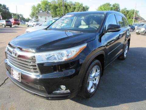 2015 Toyota Highlander for sale at Dam Auto Sales in Sioux City IA
