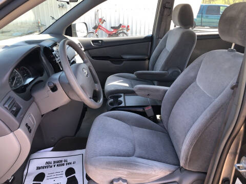 2004 Toyota Sienna