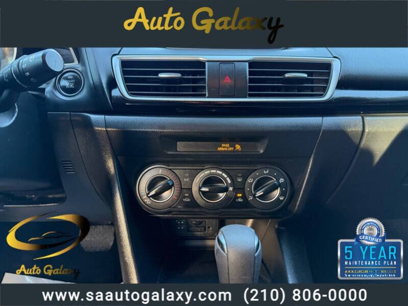 2016 Mazda MAZDA3 i Sport