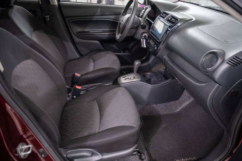 2022 Mitsubishi Mirage ES