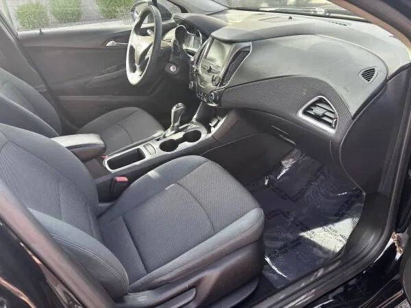 2017 Chevrolet Cruze LT Auto